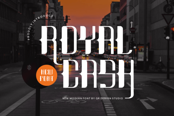 Royal Cash: A Refined Display Font for Modern Brands